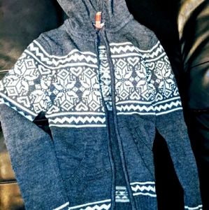 Derrick heart zipper hoody sweater